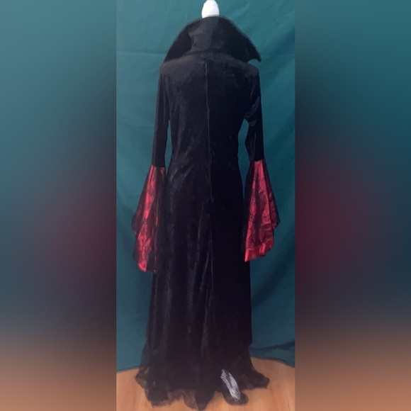 🎃 Halloween Costume  Women's Vampiress Long Satin/Lace Dress Web Design Plus Sz - Picture 2 of 7